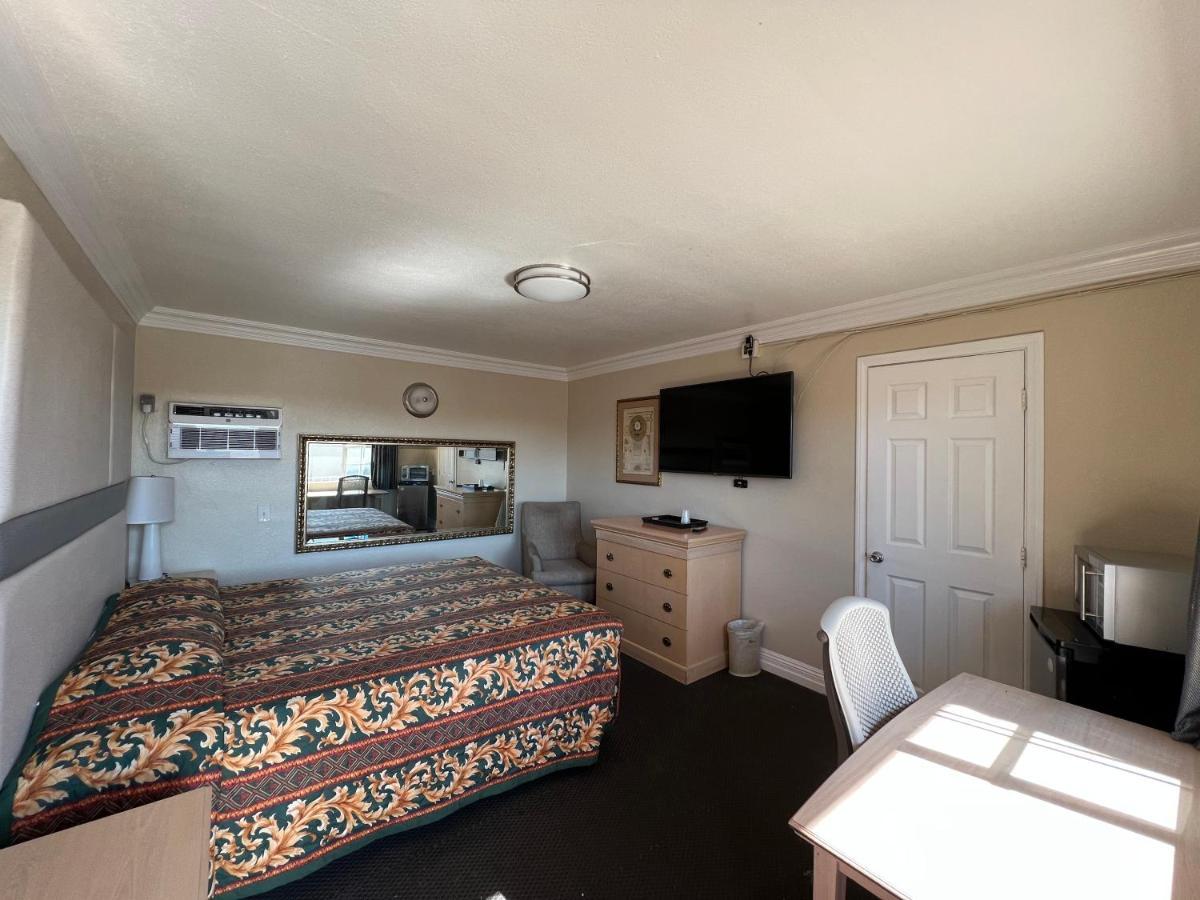 Flamingo Motel Окснард Екстериор снимка