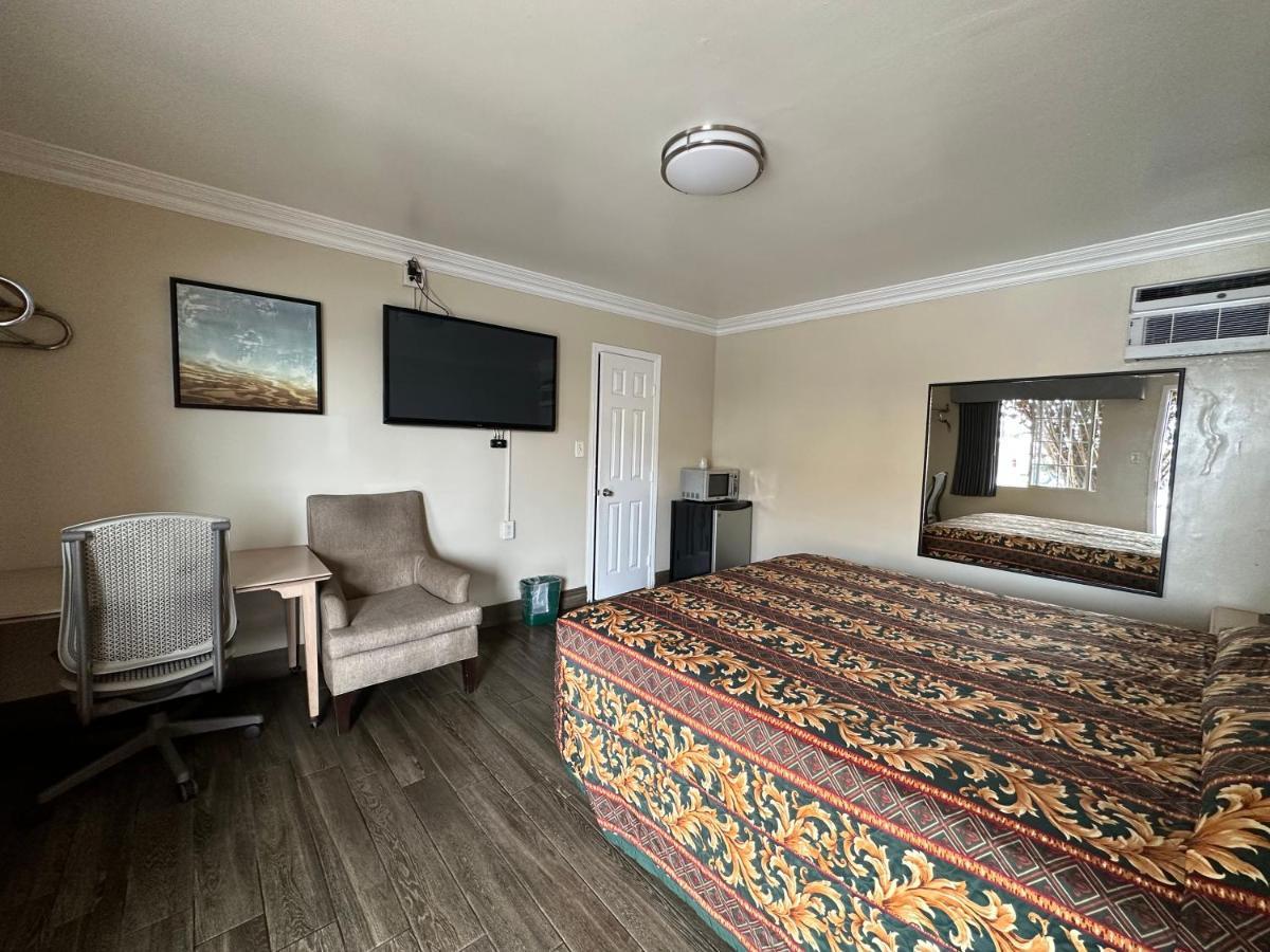 Flamingo Motel Окснард Екстериор снимка